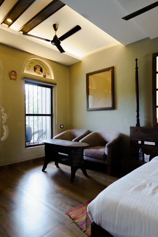 Breathing Earth - Rooms And Pool Calcutta Extérieur photo