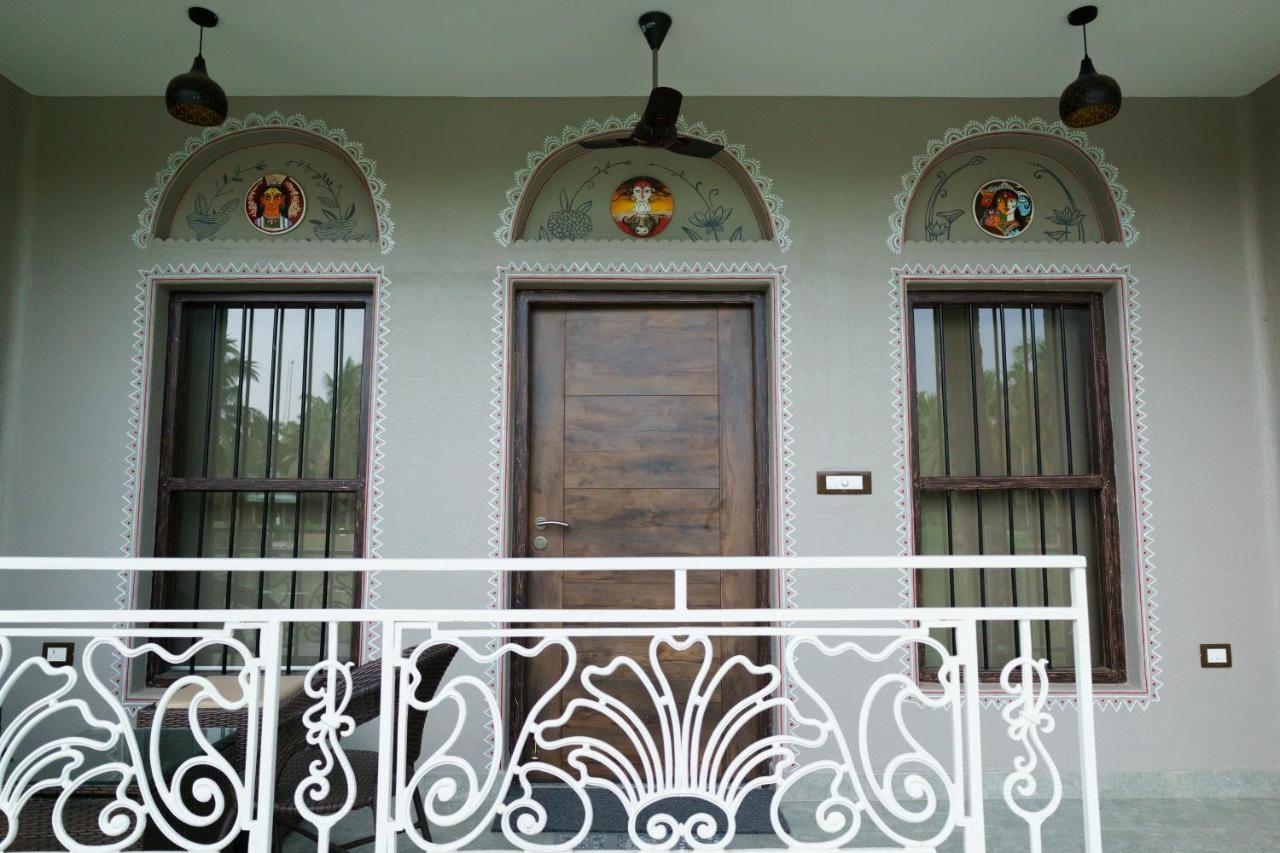 Breathing Earth - Rooms And Pool Calcutta Extérieur photo