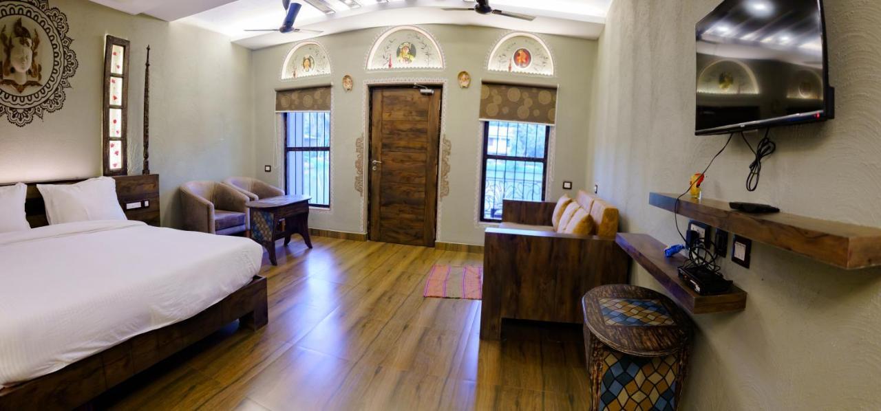 Breathing Earth - Rooms And Pool Calcutta Extérieur photo
