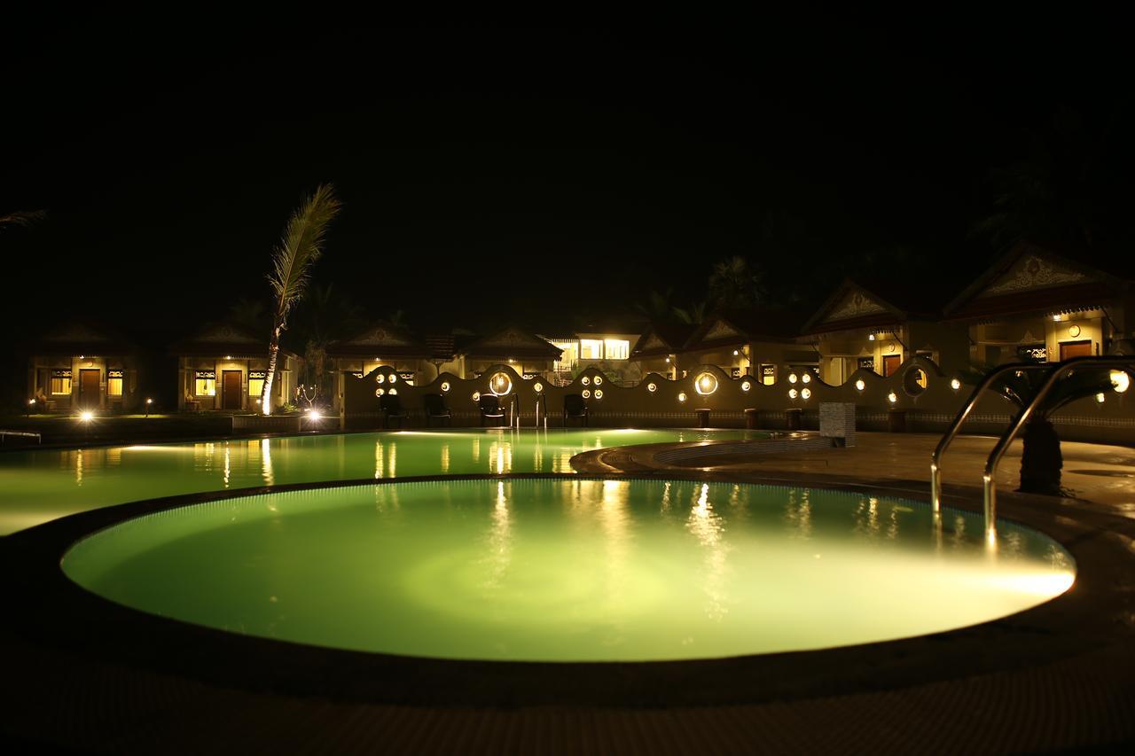 Breathing Earth - Rooms And Pool Calcutta Extérieur photo