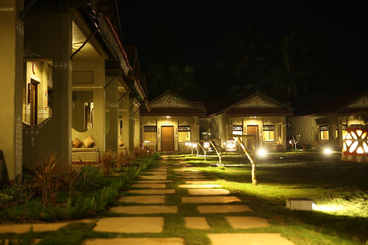 Breathing Earth - Rooms And Pool Calcutta Extérieur photo