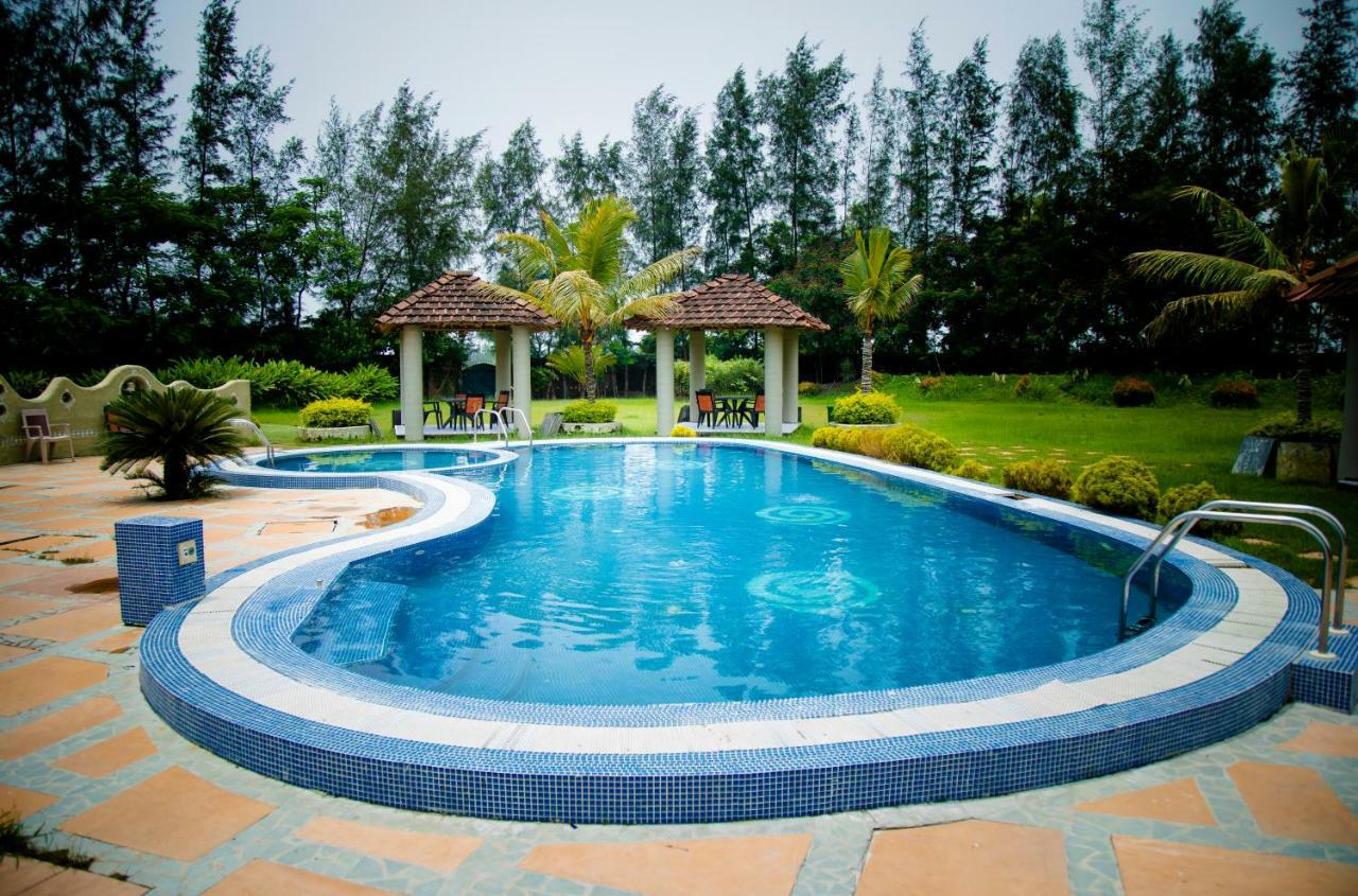 Breathing Earth - Rooms And Pool Calcutta Extérieur photo